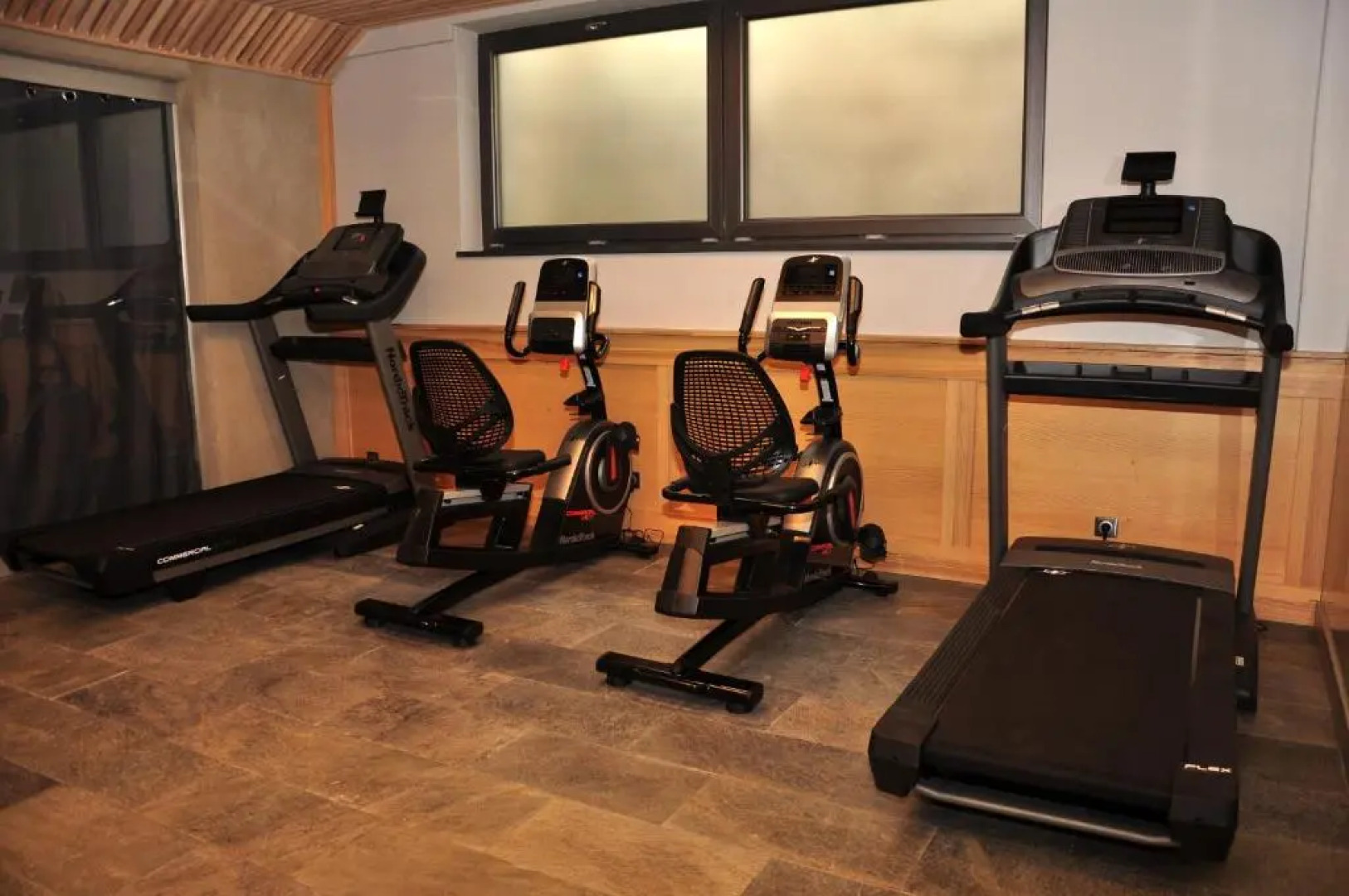 Kamieniec 27 Boutique