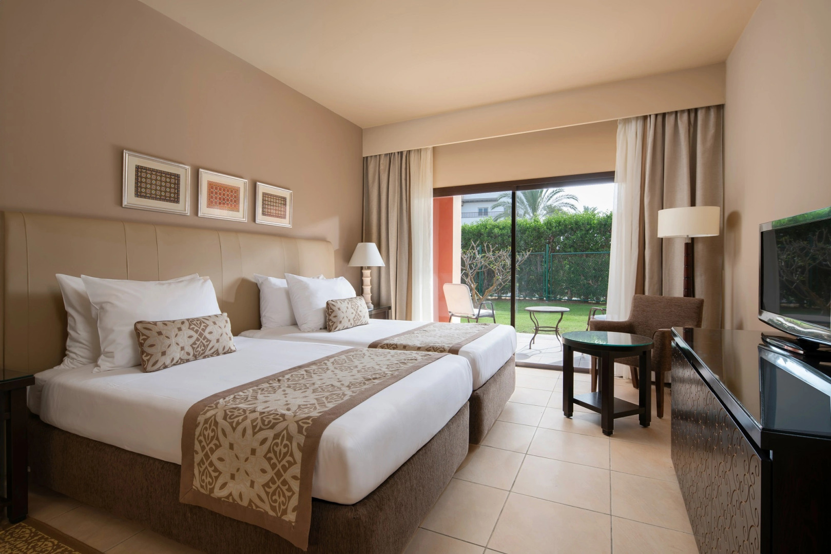 JAZ Tamerina, Almaza Bay