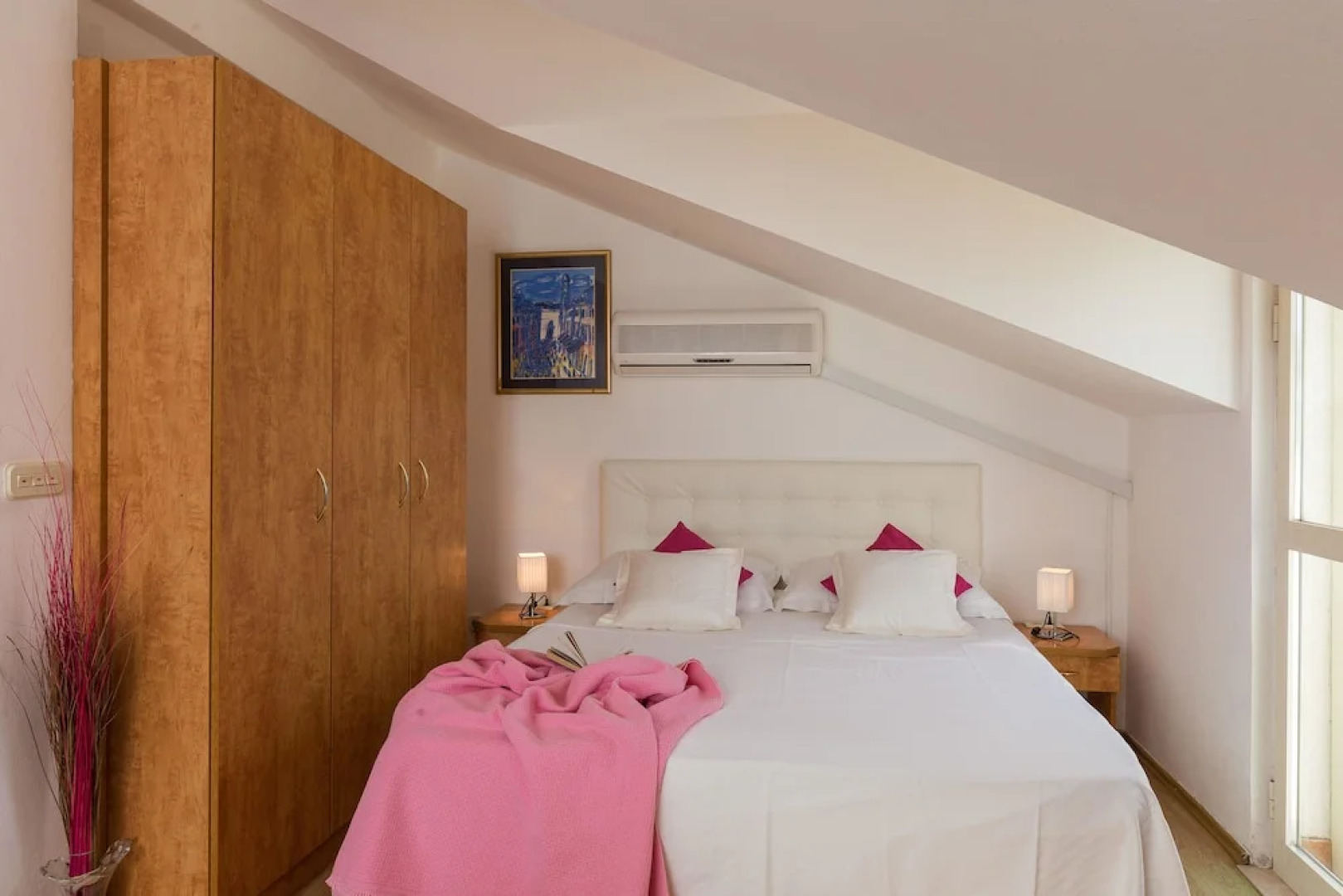 Apartments Carol Royal