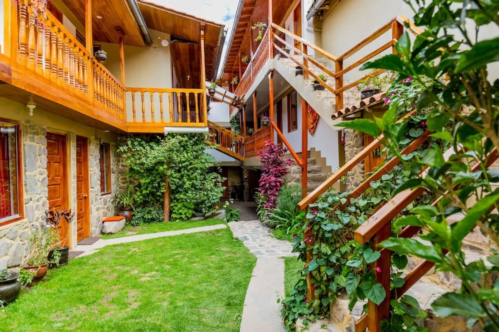 Tikawasi Valley Ollantaytambo