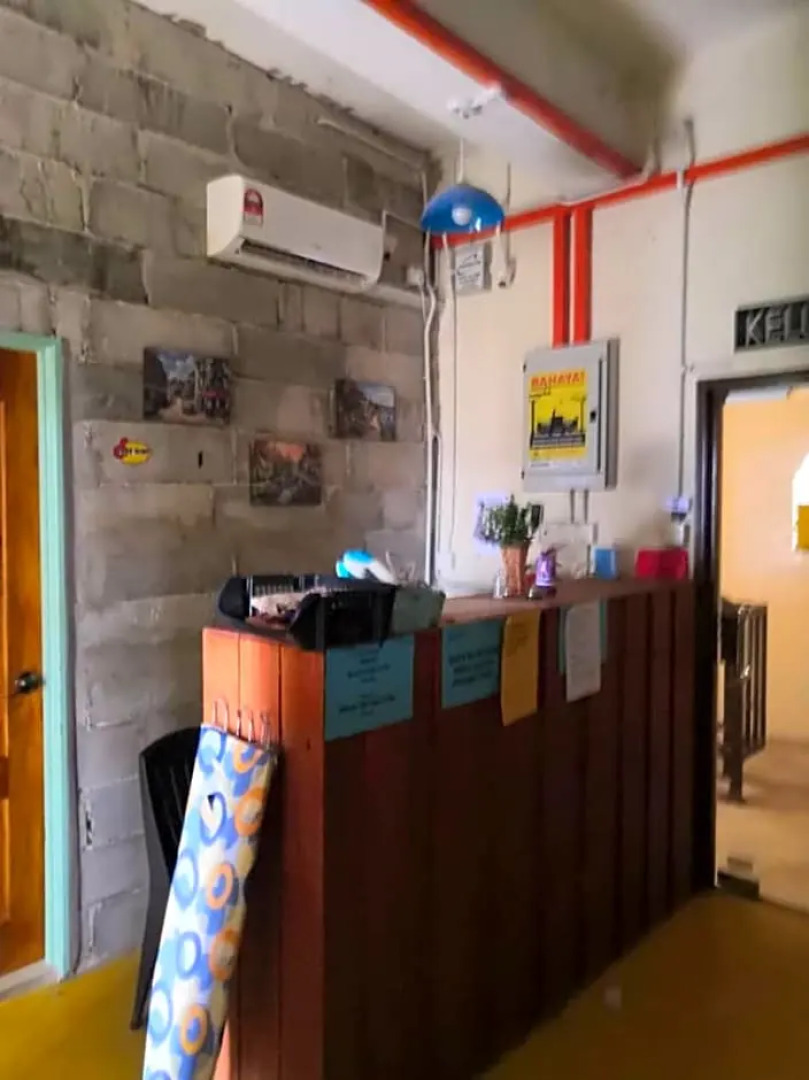 OYO 90131 Zayyan Hotel