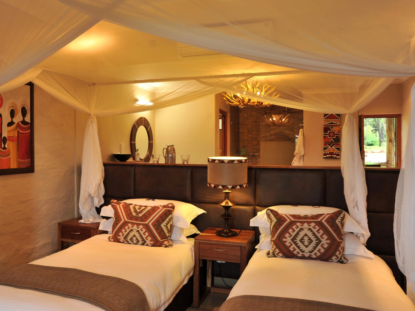 Victoria Falls Safari Club