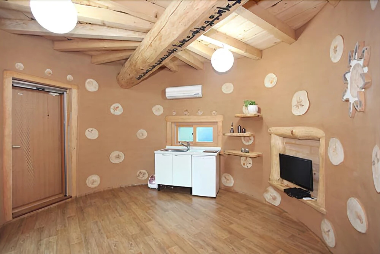 Hadong Clay House Landscape Pension