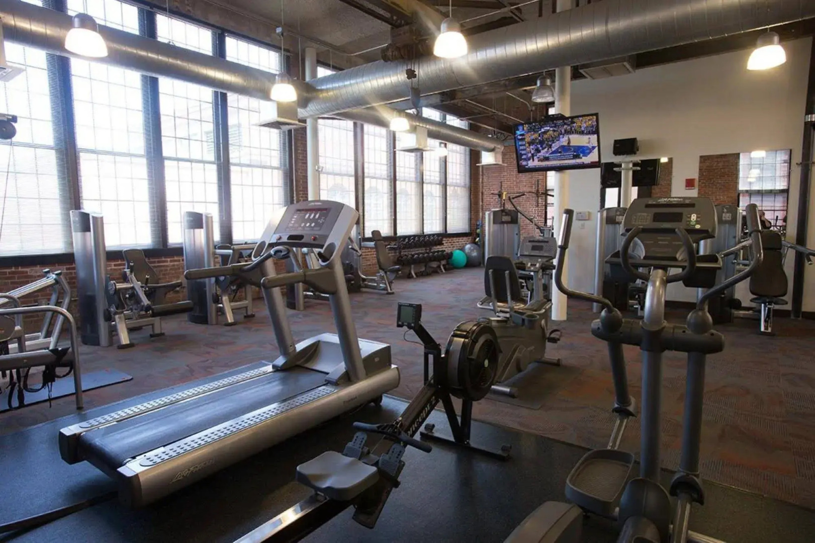 Global Luxury Suites at the Mill