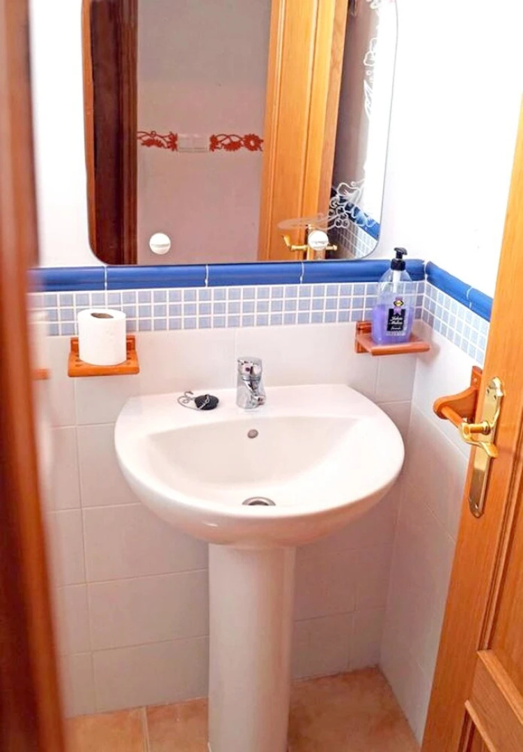 House With 3 Bedrooms in Benaoján, With Pool Access and Furnished Terr