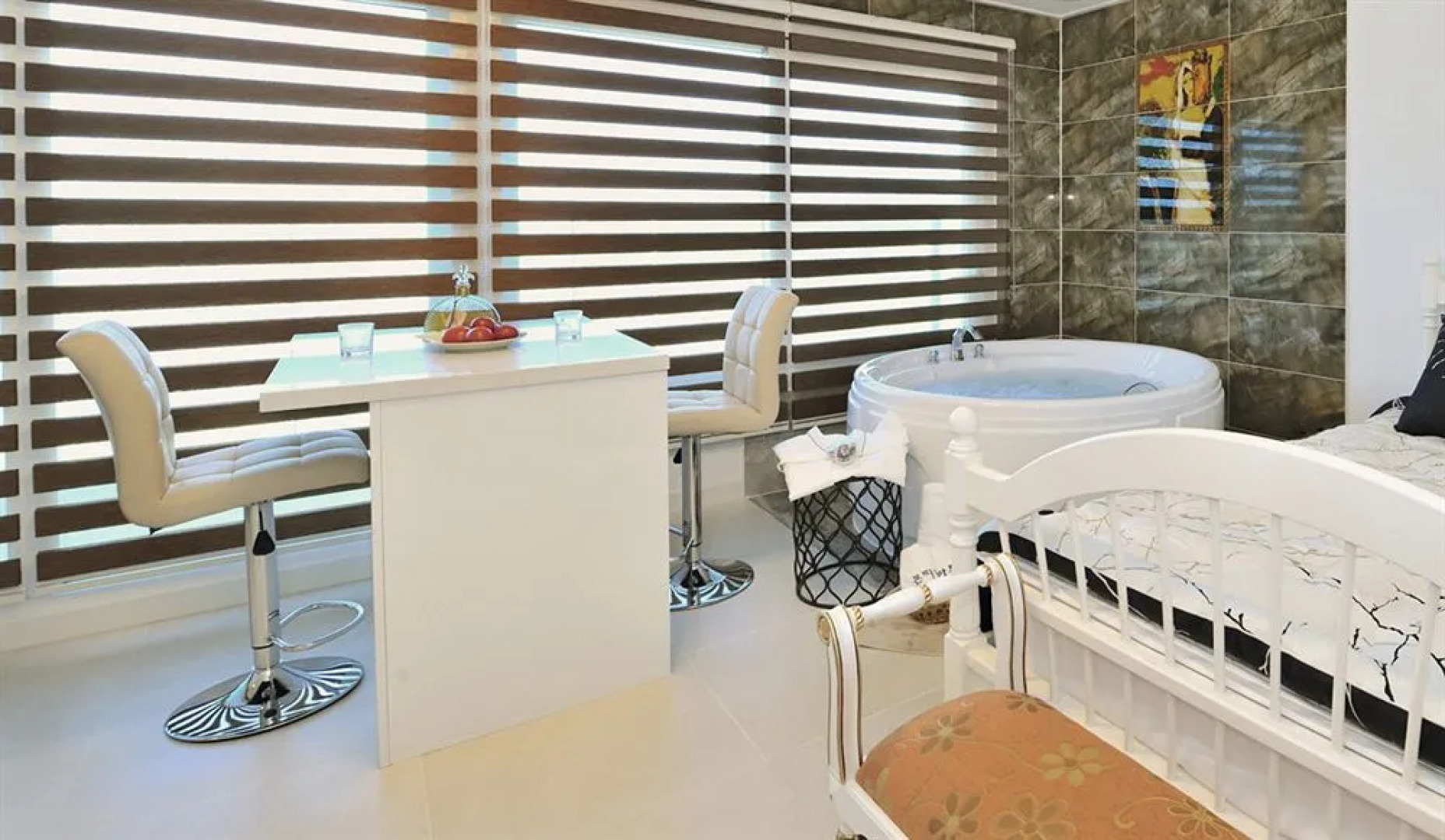 Yangyang Monti Pet Spa Pension