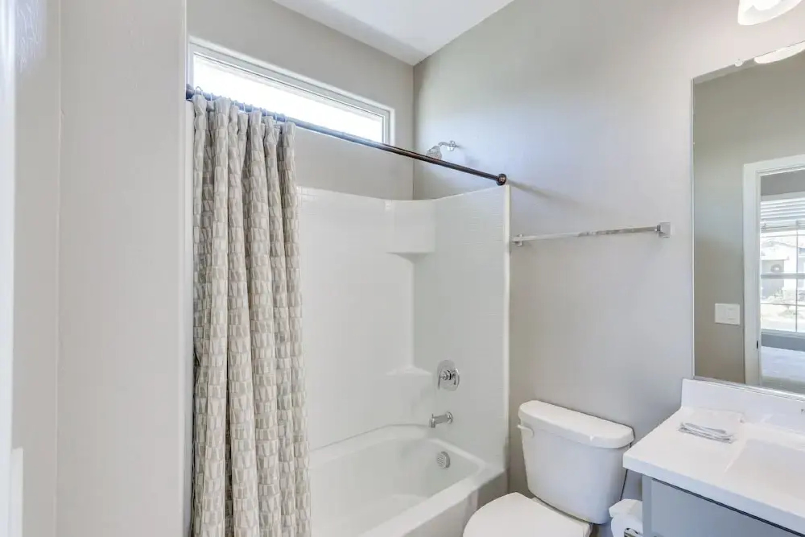 Maricopa Home w/ Yard - 1 Mi to Harrahs Casino!