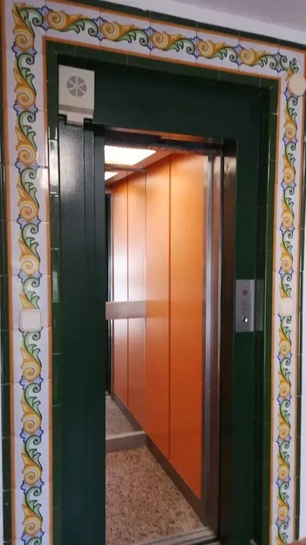 Apartment With Panoramic Frontal Sea Views