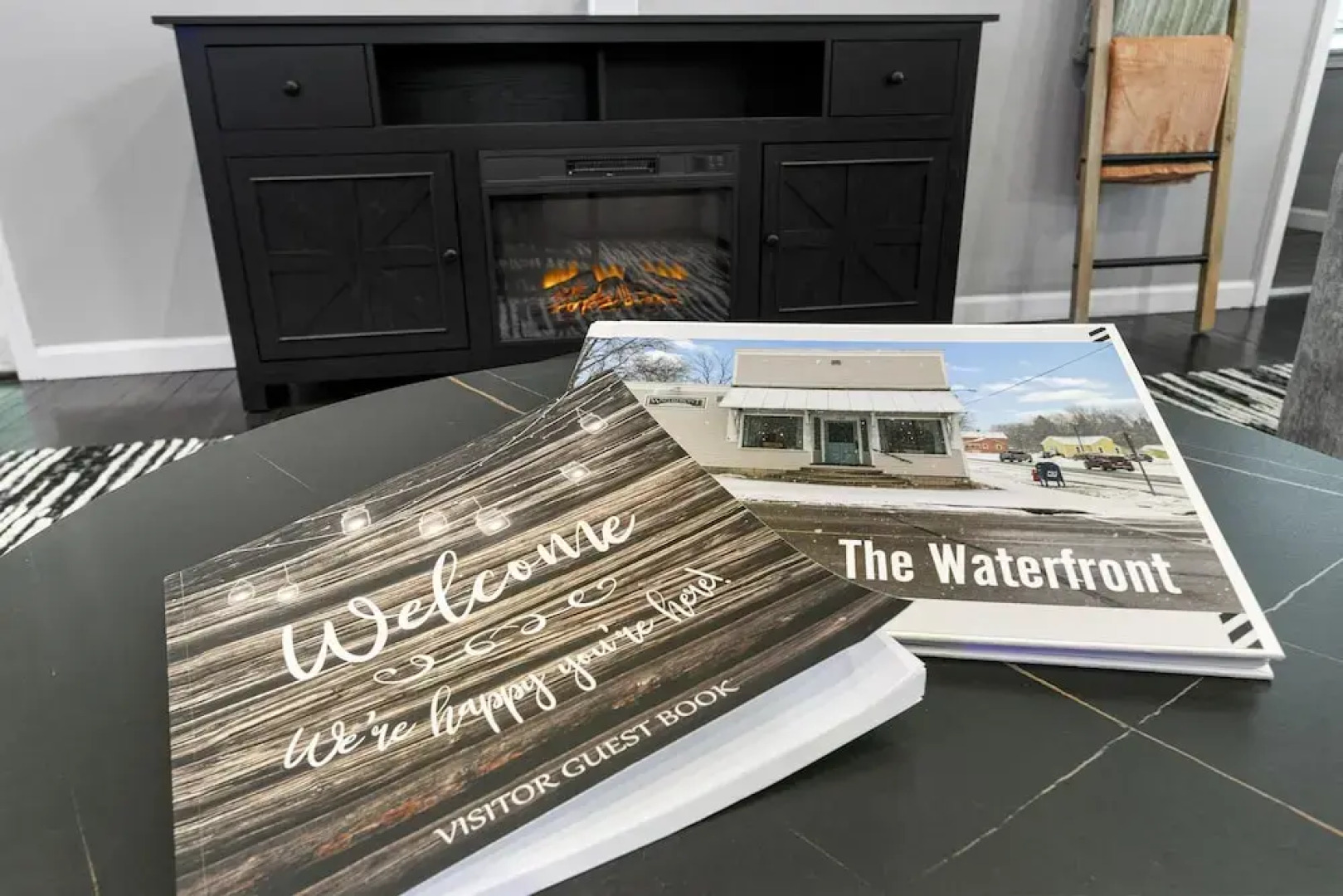 The Waterfront - Waterslide Game Room Sleeps 26