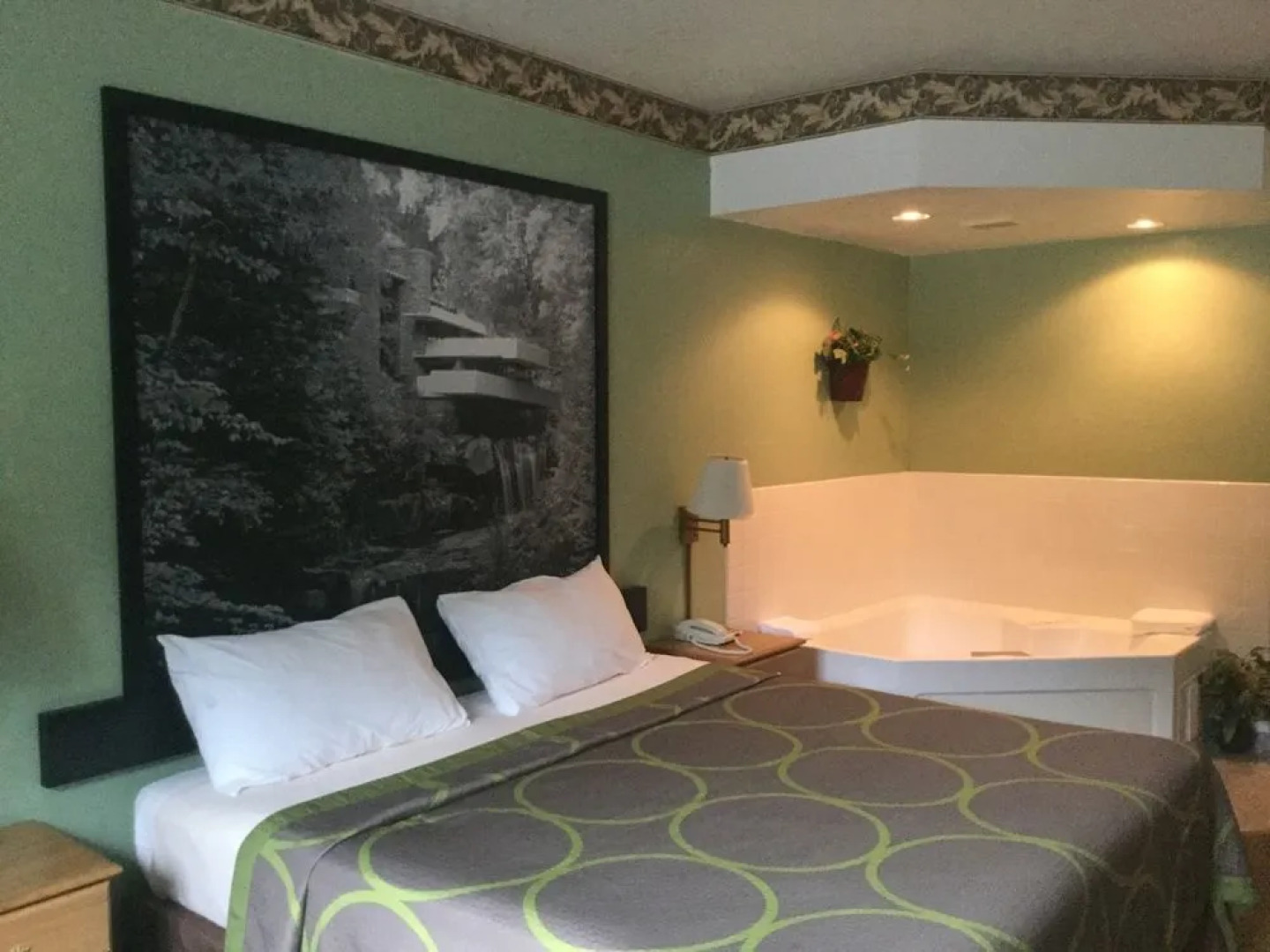 Super 8 Uniontown PA