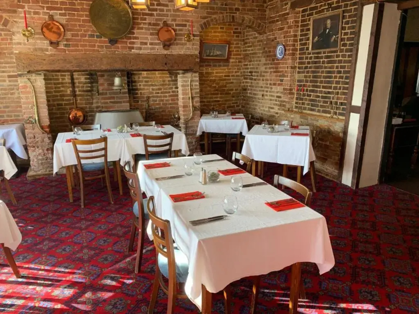 Ye Olde White Harte Hotel