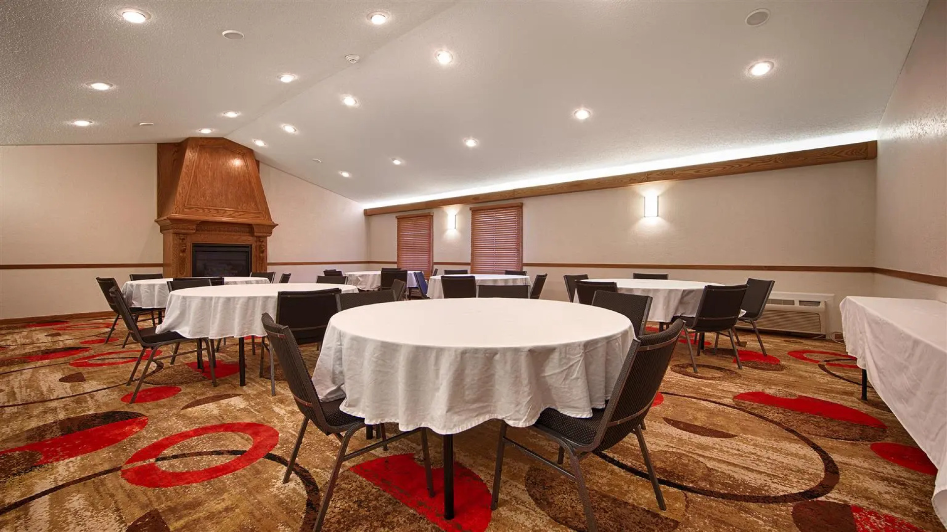 Best Western Cantebury Inn & Suites