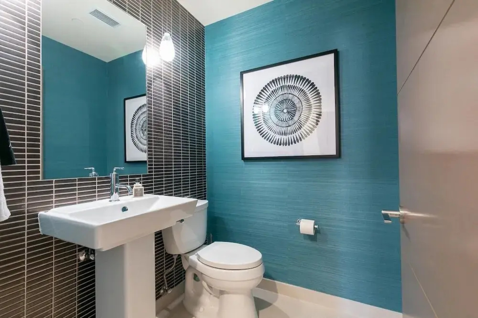 Crystal Bay Penthouse 301 3 Bedroom Condo