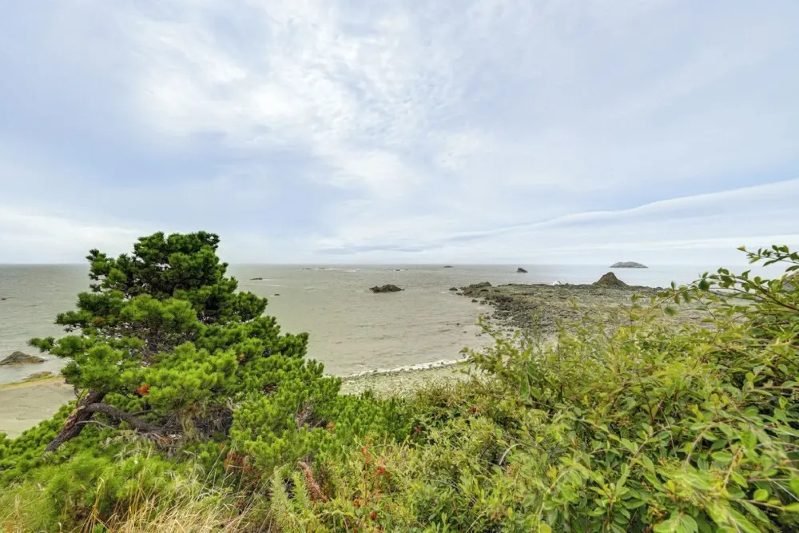 Crescent City Getaway w/ Panoramic Ocean Views!