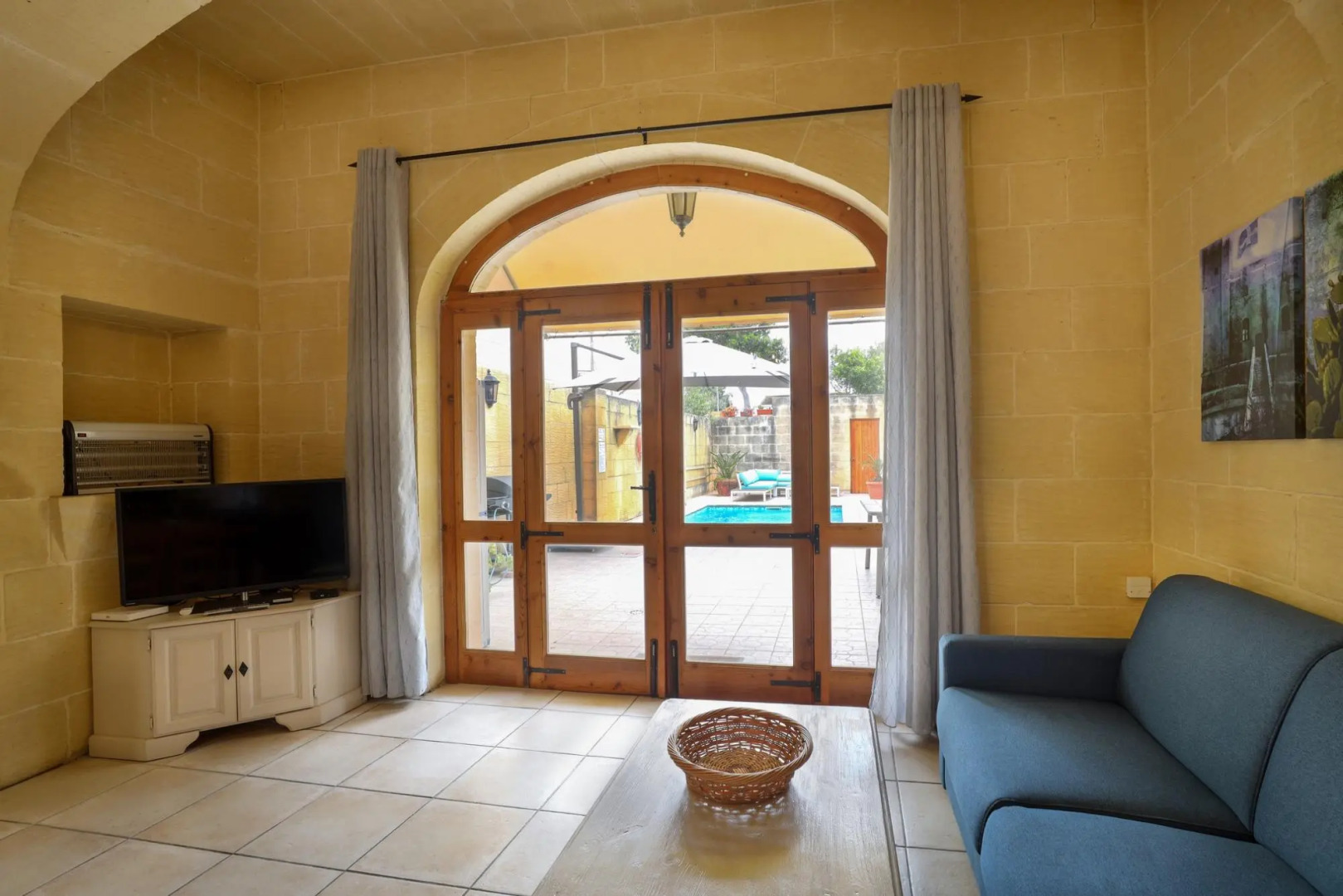 Superb Maltese Farmhouse with Private Pool