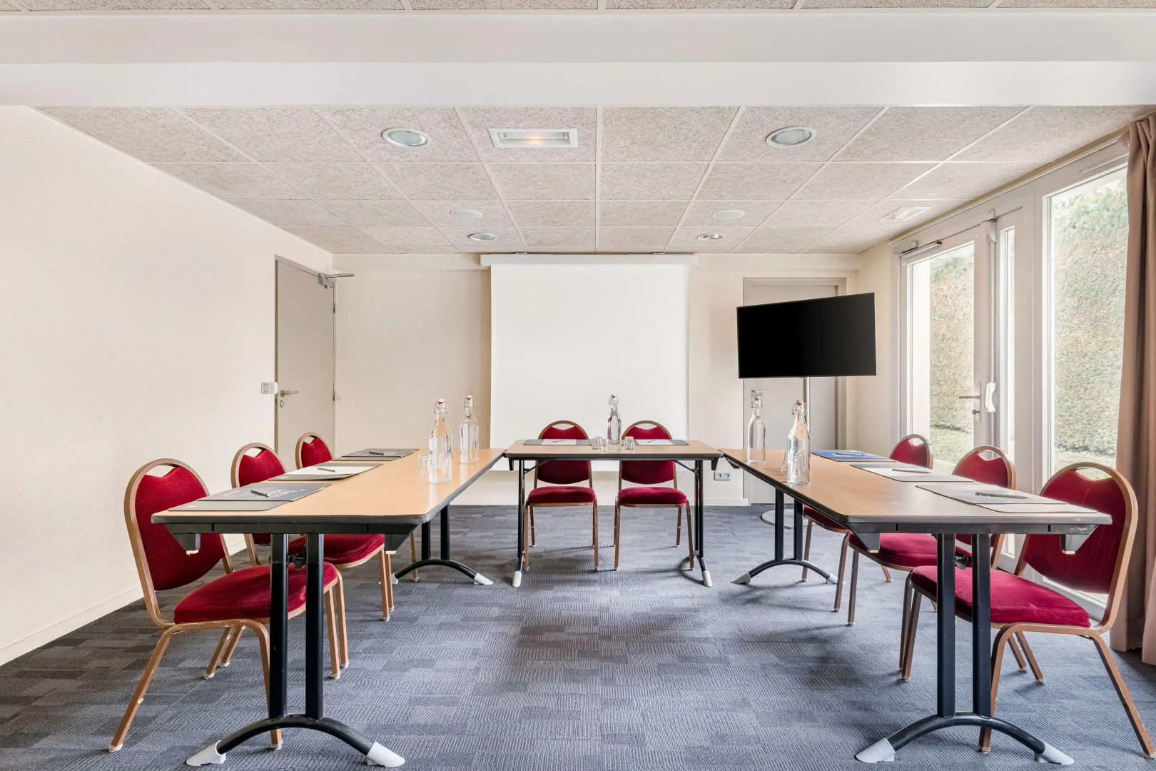 Campanile Geneve - Ferney-Voltaire