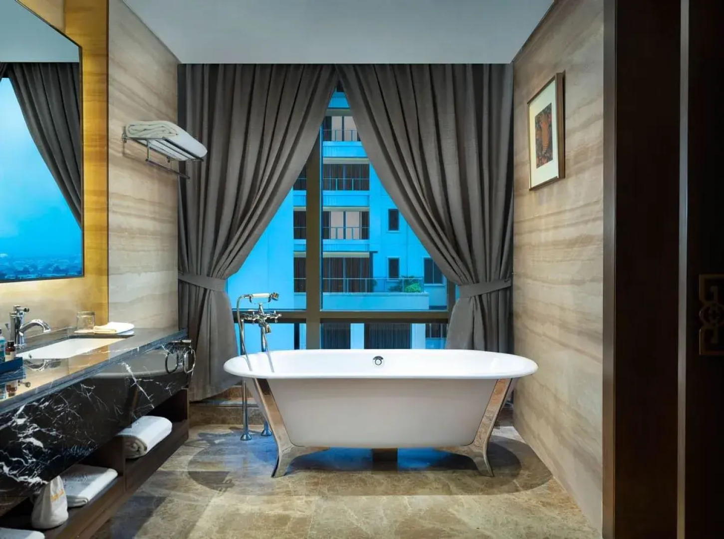 Hotel Tentrem Semarang