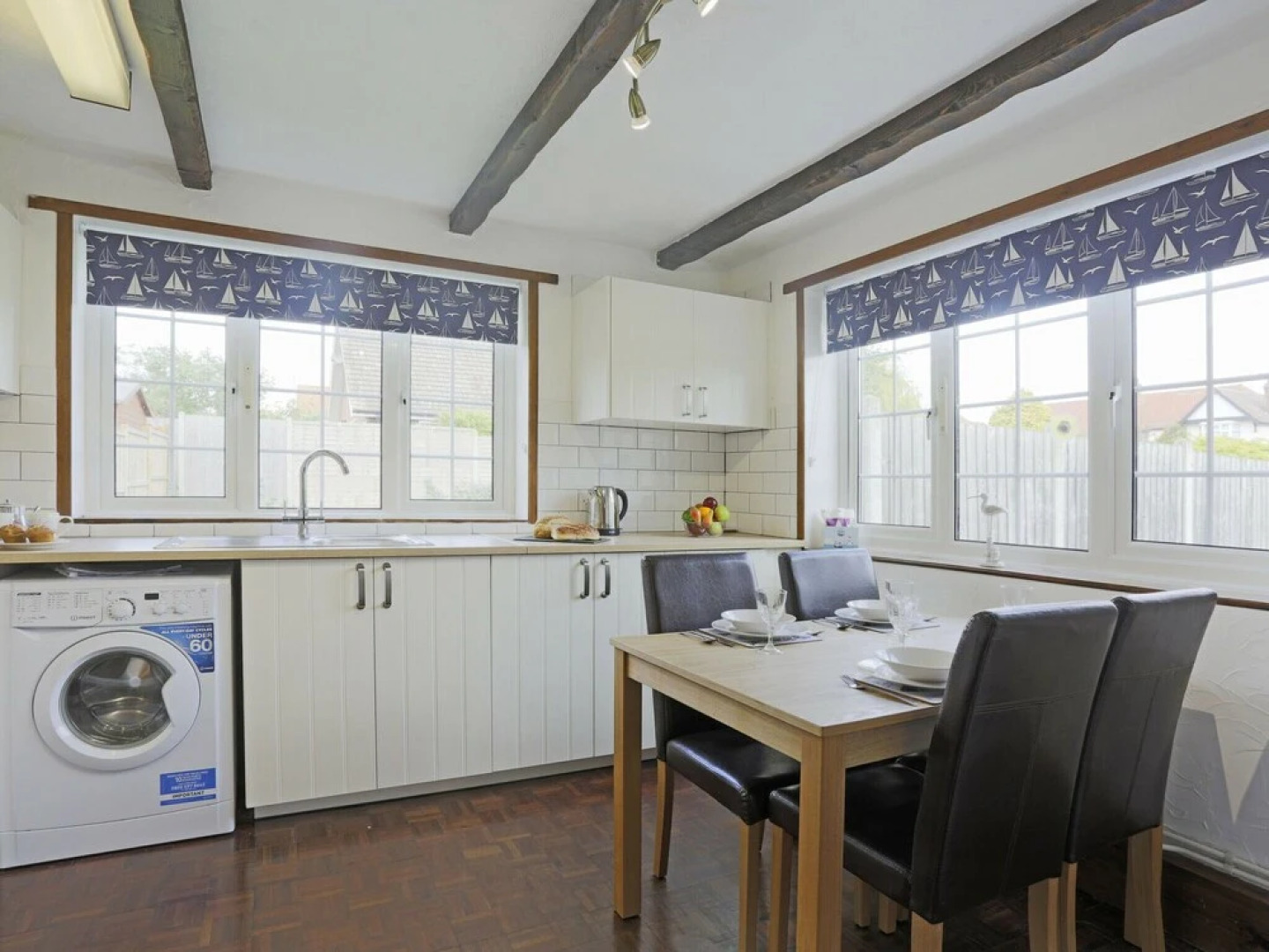 Beautiful Holiday Home in Felixstowe Near Beach
