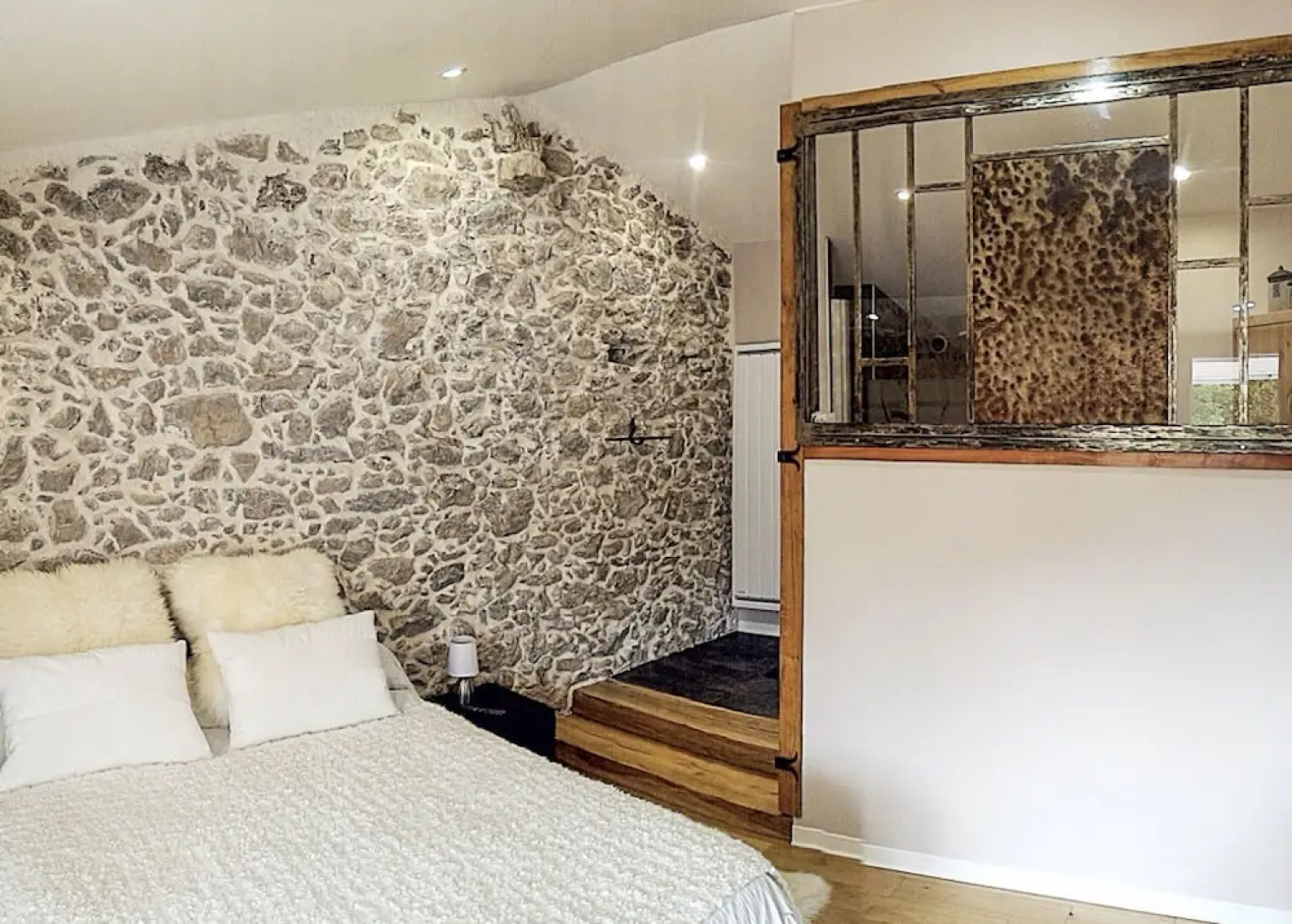 House With one Bedroom in Montjoie-en-couserans, With Enclosed Garden