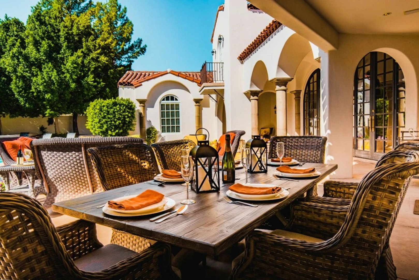 Catalina by Avantstay | Private Grand Estate - Backyard & Pool