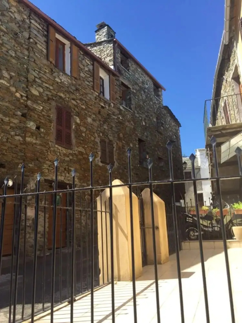 House With one Bedroom in Rutali, With Wonderful Mountain View, Enclos