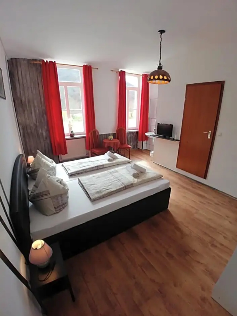 Hatzenporter Paradies (Adults Only)