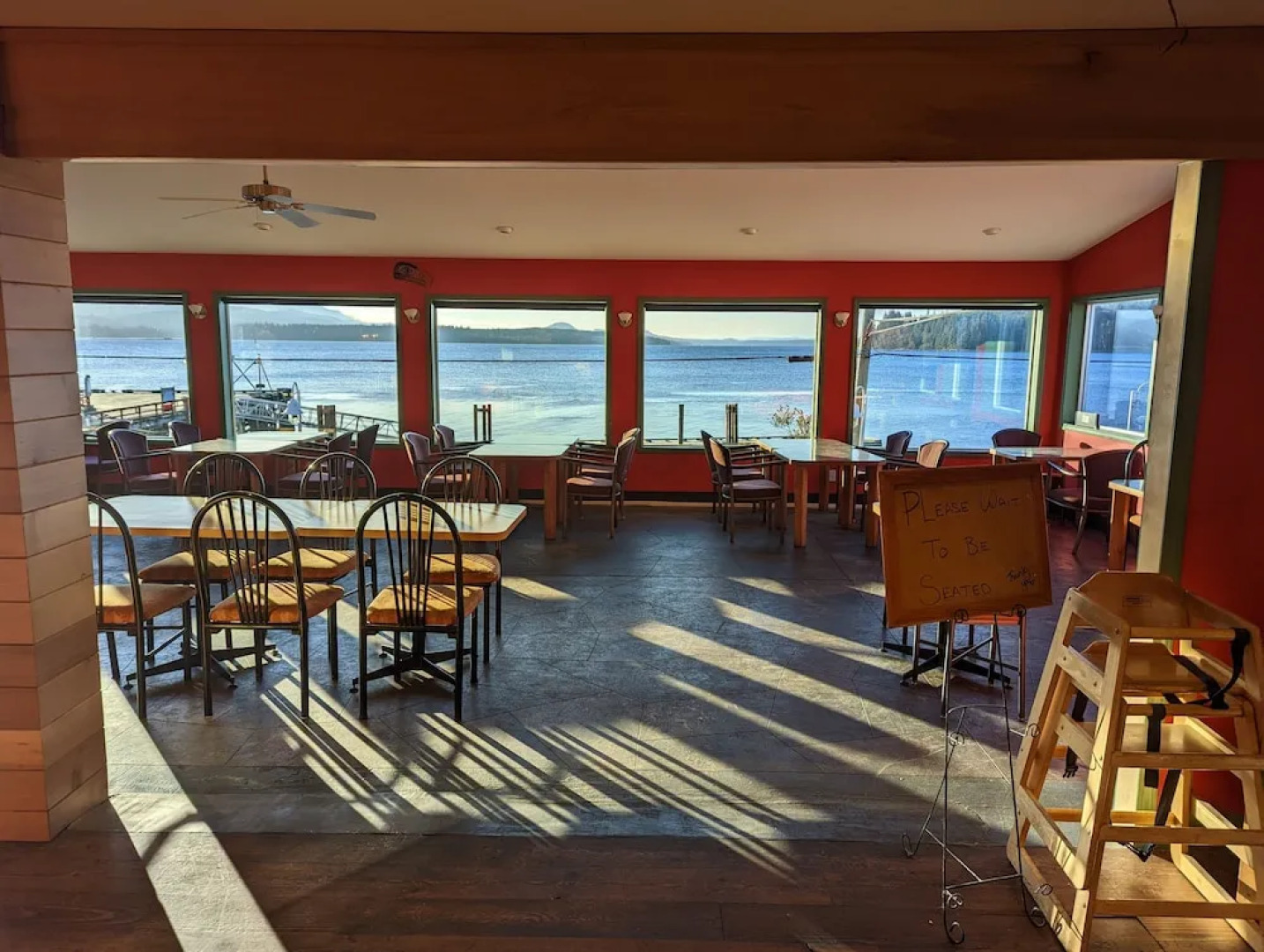 Gordie's Inn & Suites