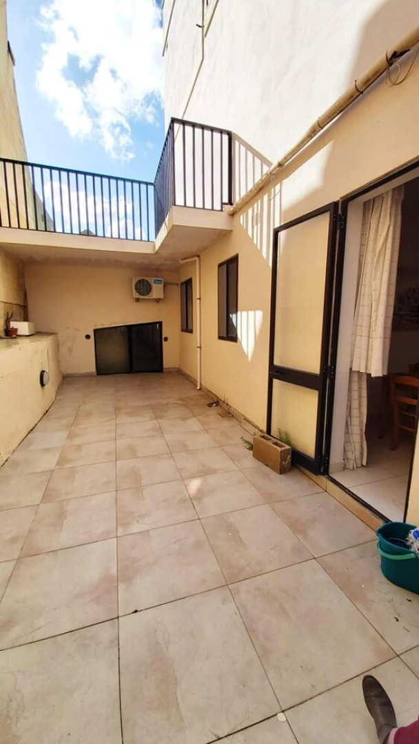 Apartment With 2 Bedrooms in Is-swieqi, With Wonderful Mountain View, Terrace and Wifi
