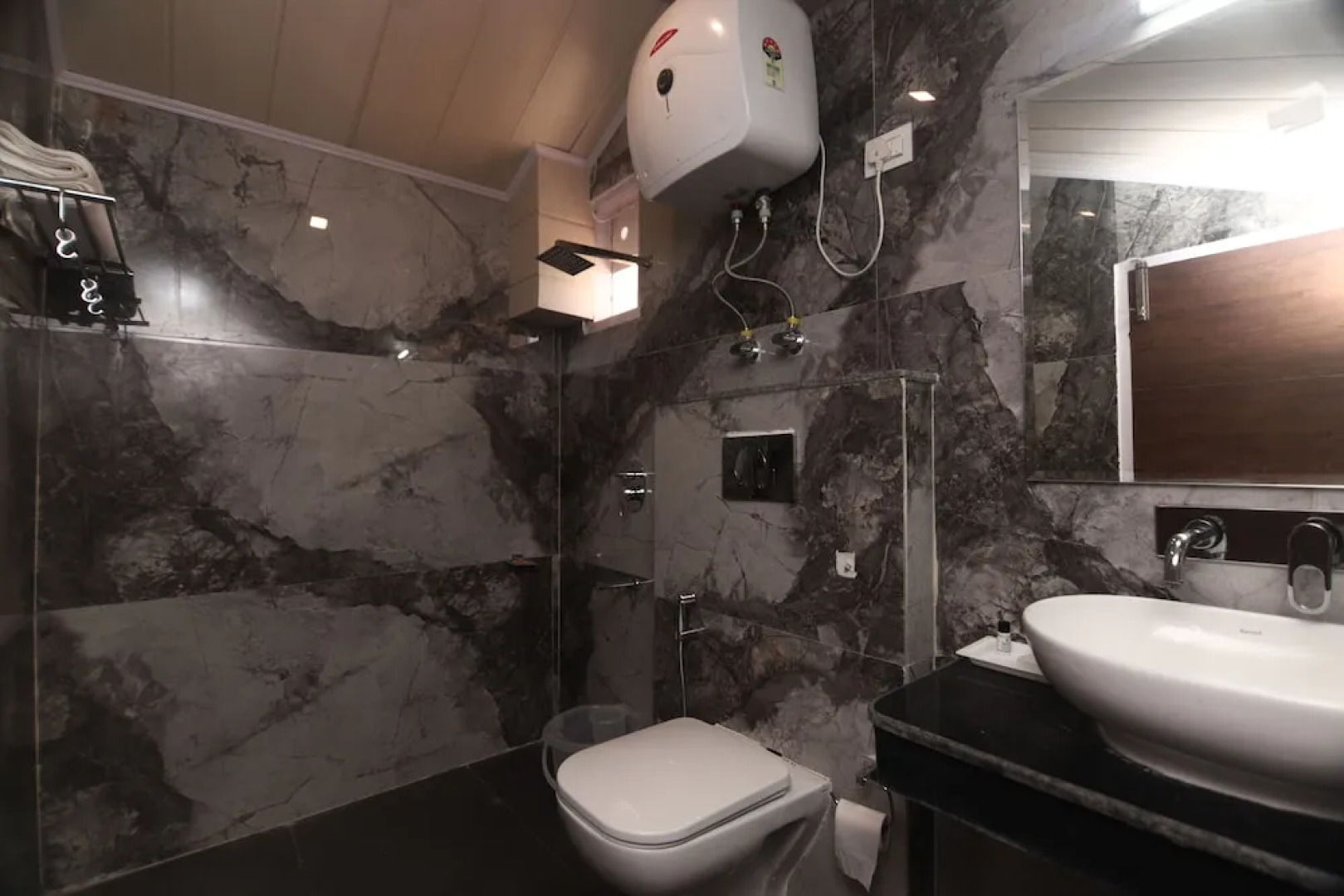 Beyond Stay Himalayan Cottage Kufri