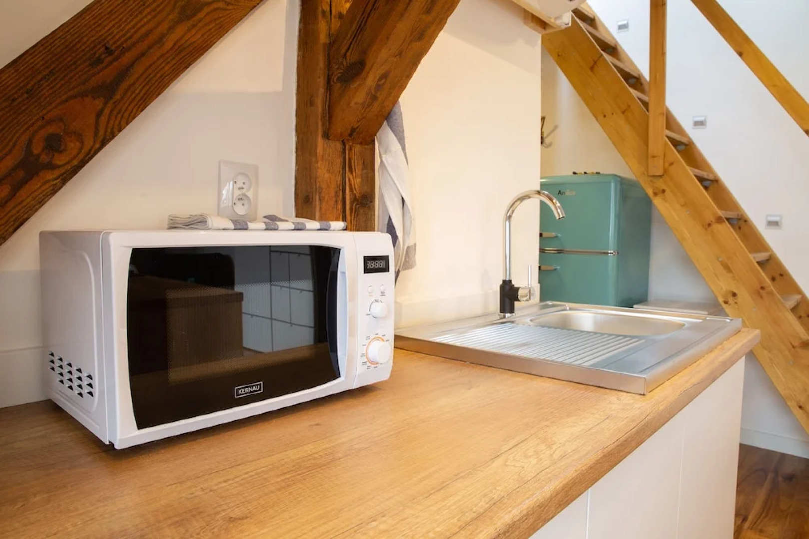 Lazy Days Attic City Center