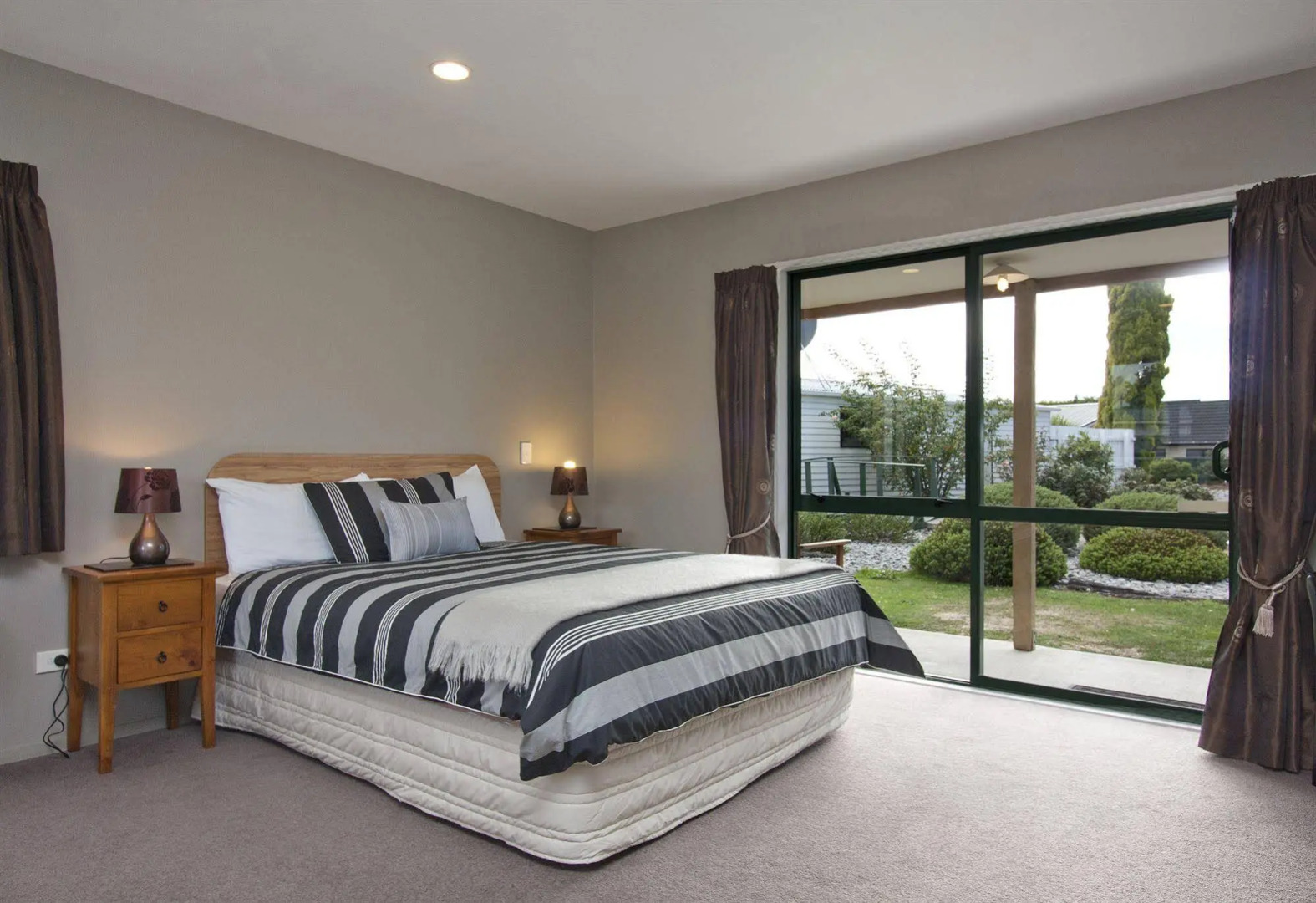 Coronation Park Motel