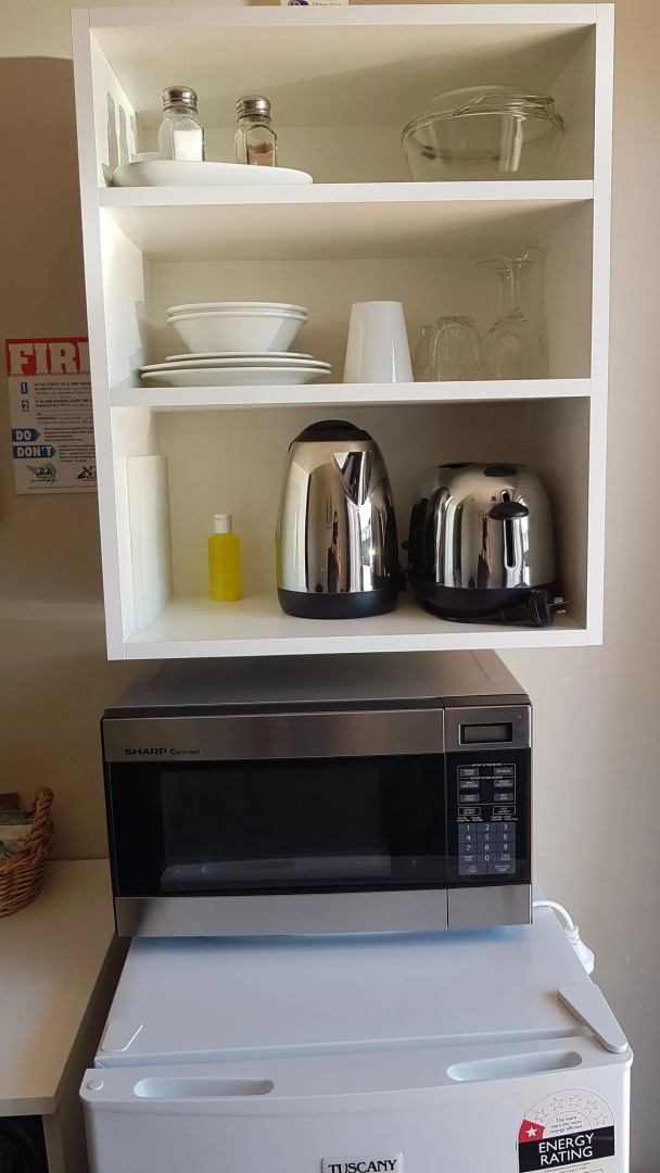 88 Wallace Court Motel