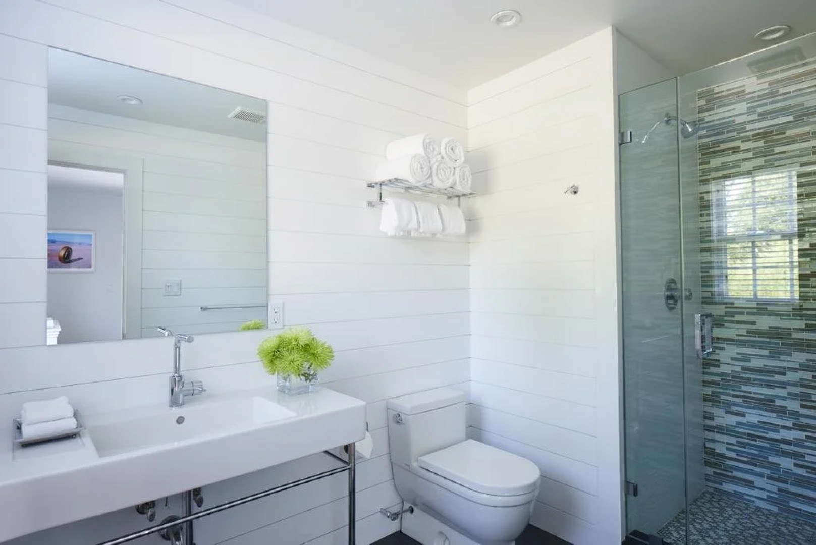 SEVEN - Shelter Island Guest House