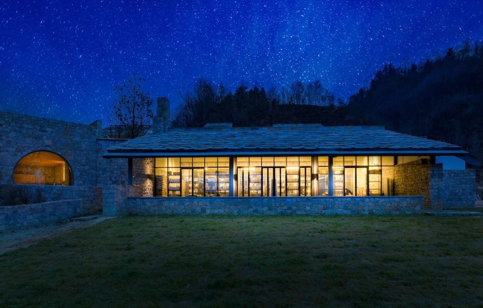 Wuhua Yishu Shouzhuo Park