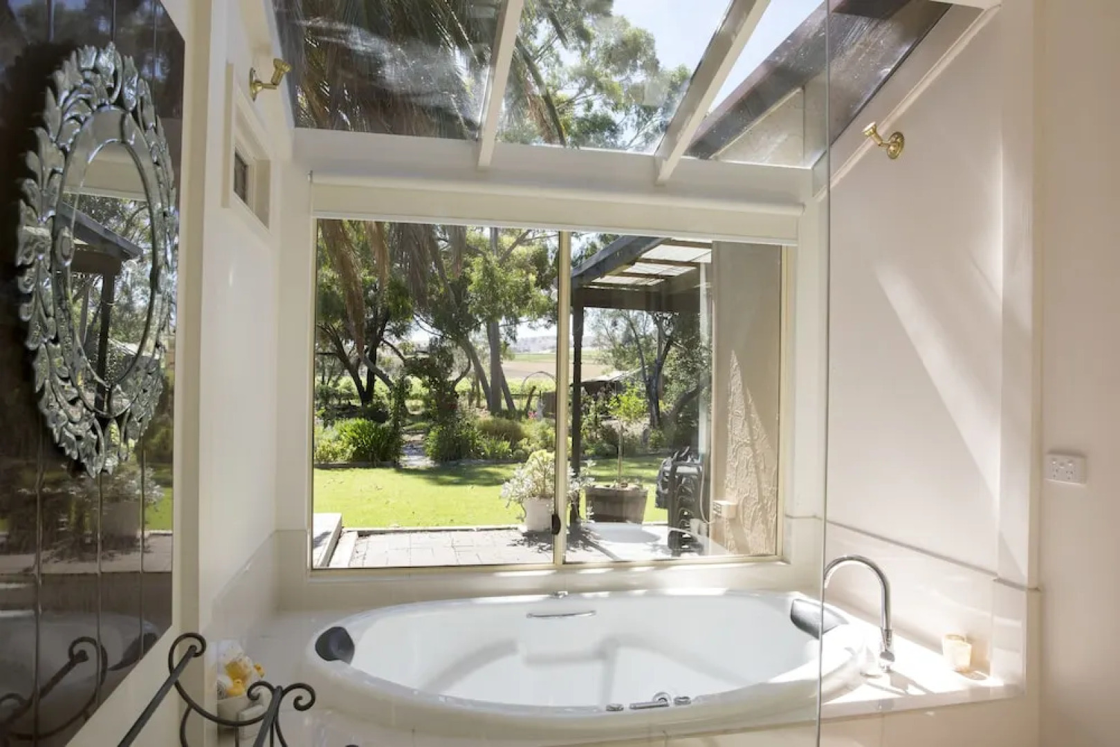 Azalea Cedar-Rose Villa