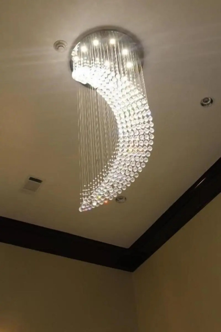 Express Inn & Suites - Bush Airport