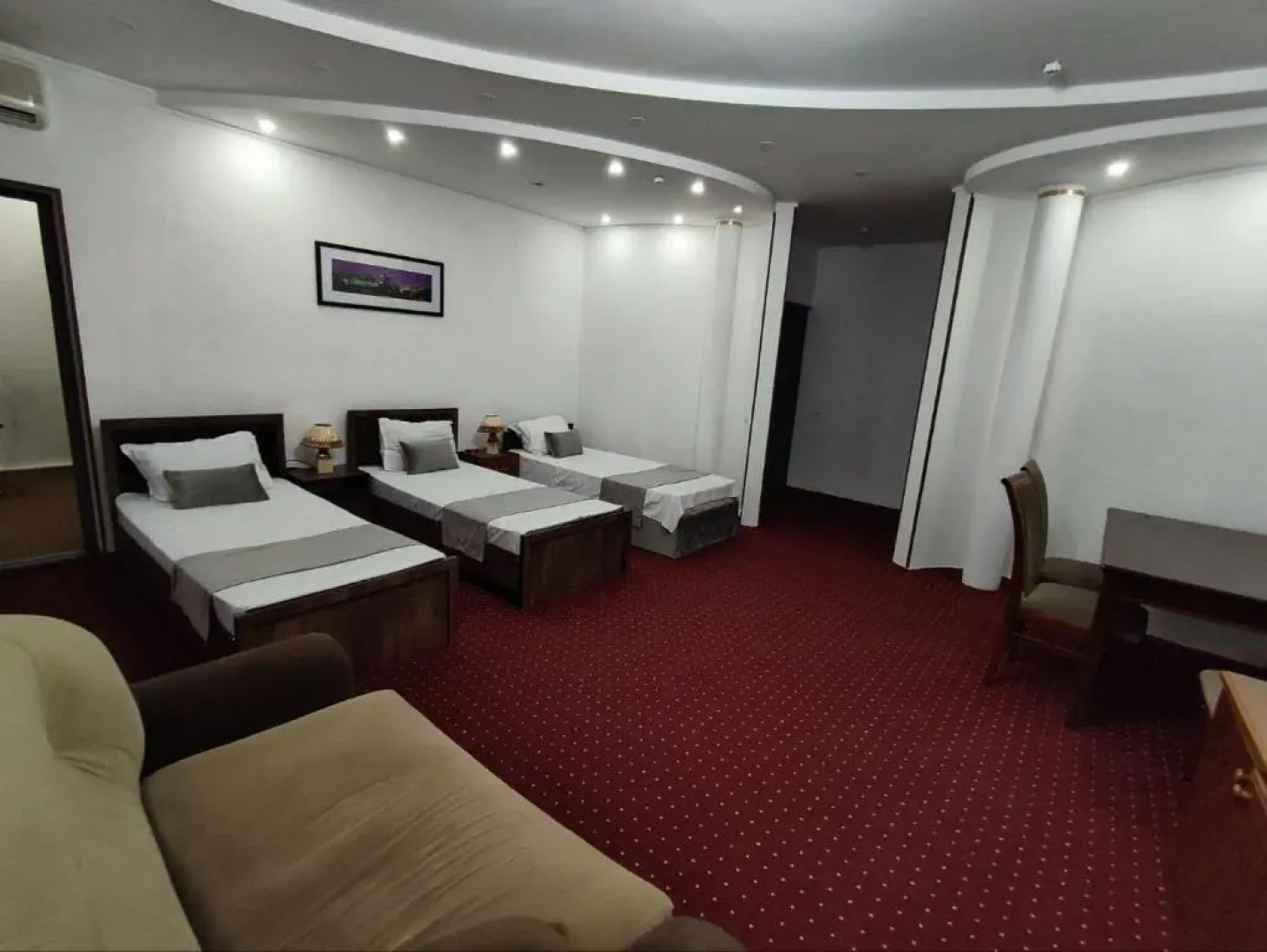 Grand Zamin Hotel