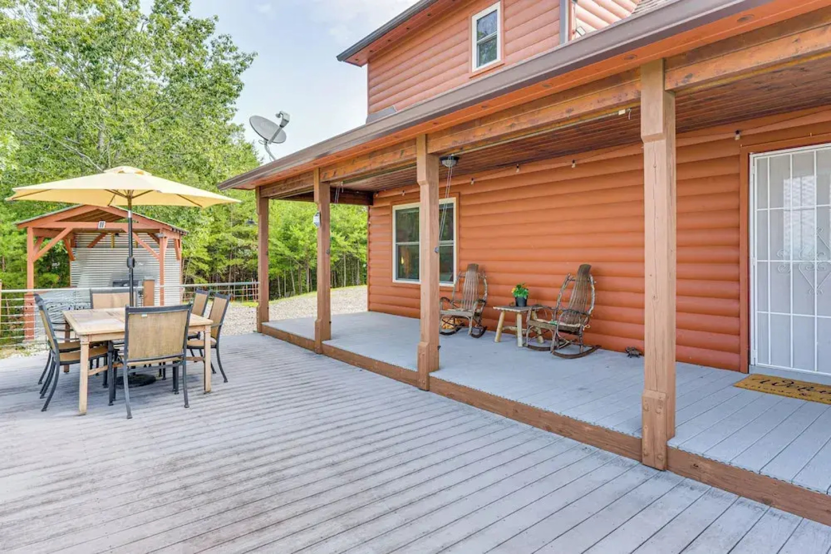 Mtn-view Cabin: Deck & Pets Welcome in Murphy