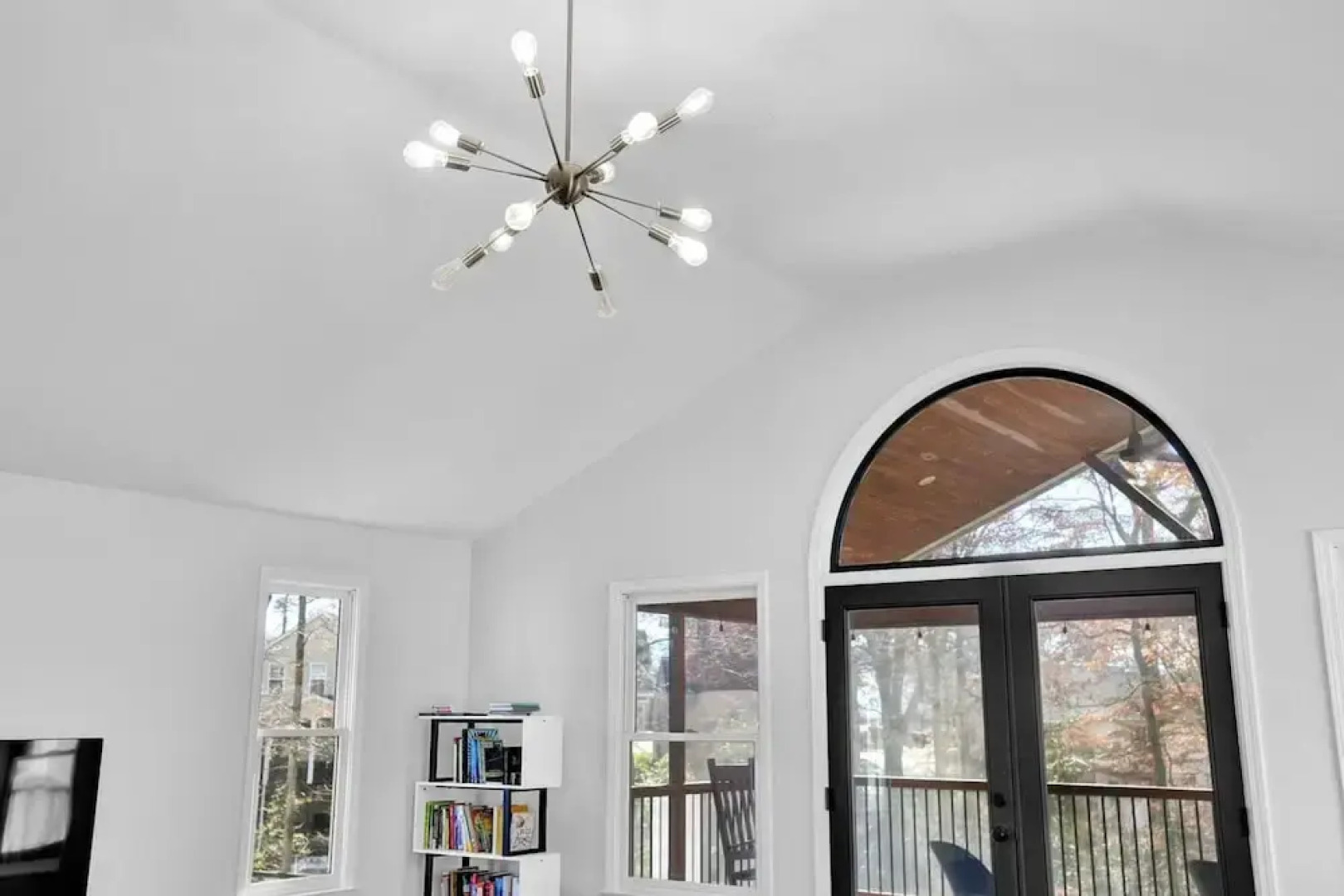 Chamblee Retreat 3BR Home w Spacious Porch