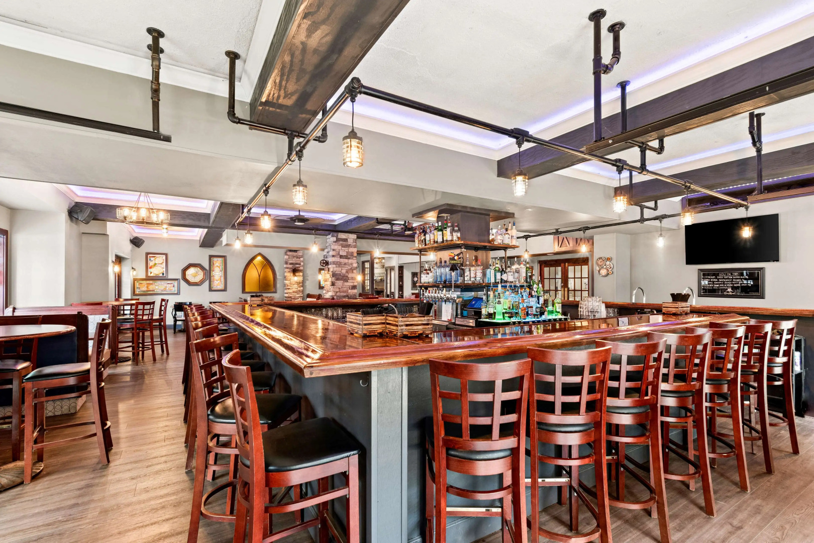 Genetti Hotel, SureStay Collection by Best Western