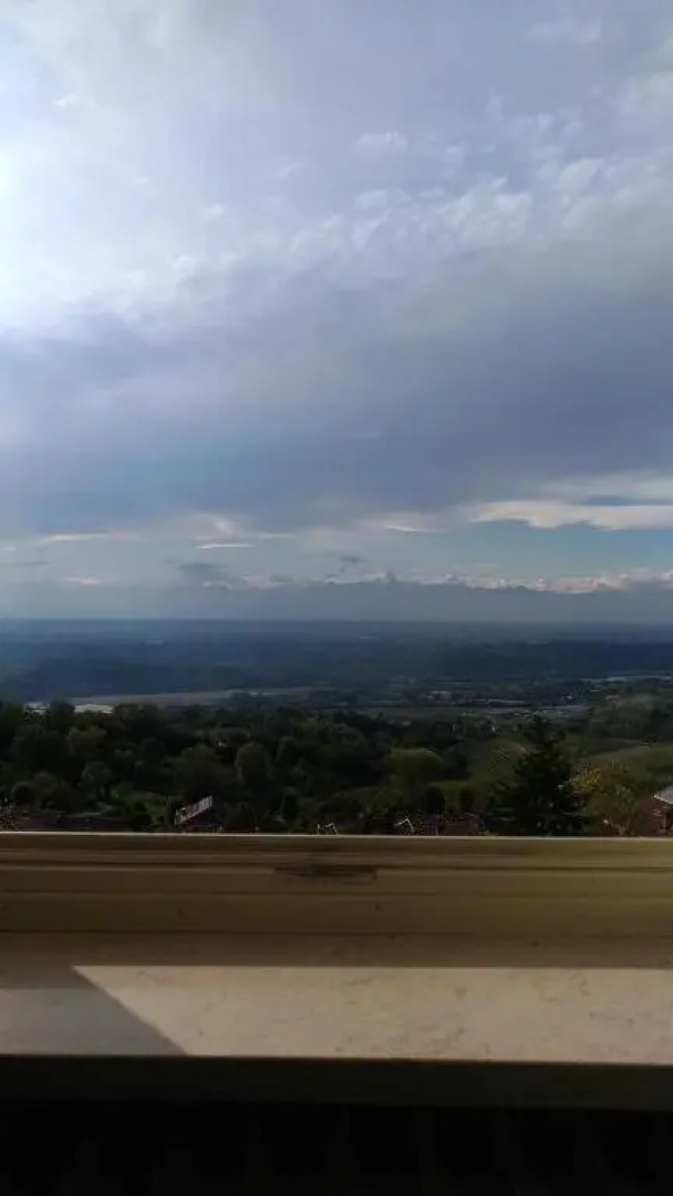 Langhe del Barolo- appartamenti sotto castello di Novello