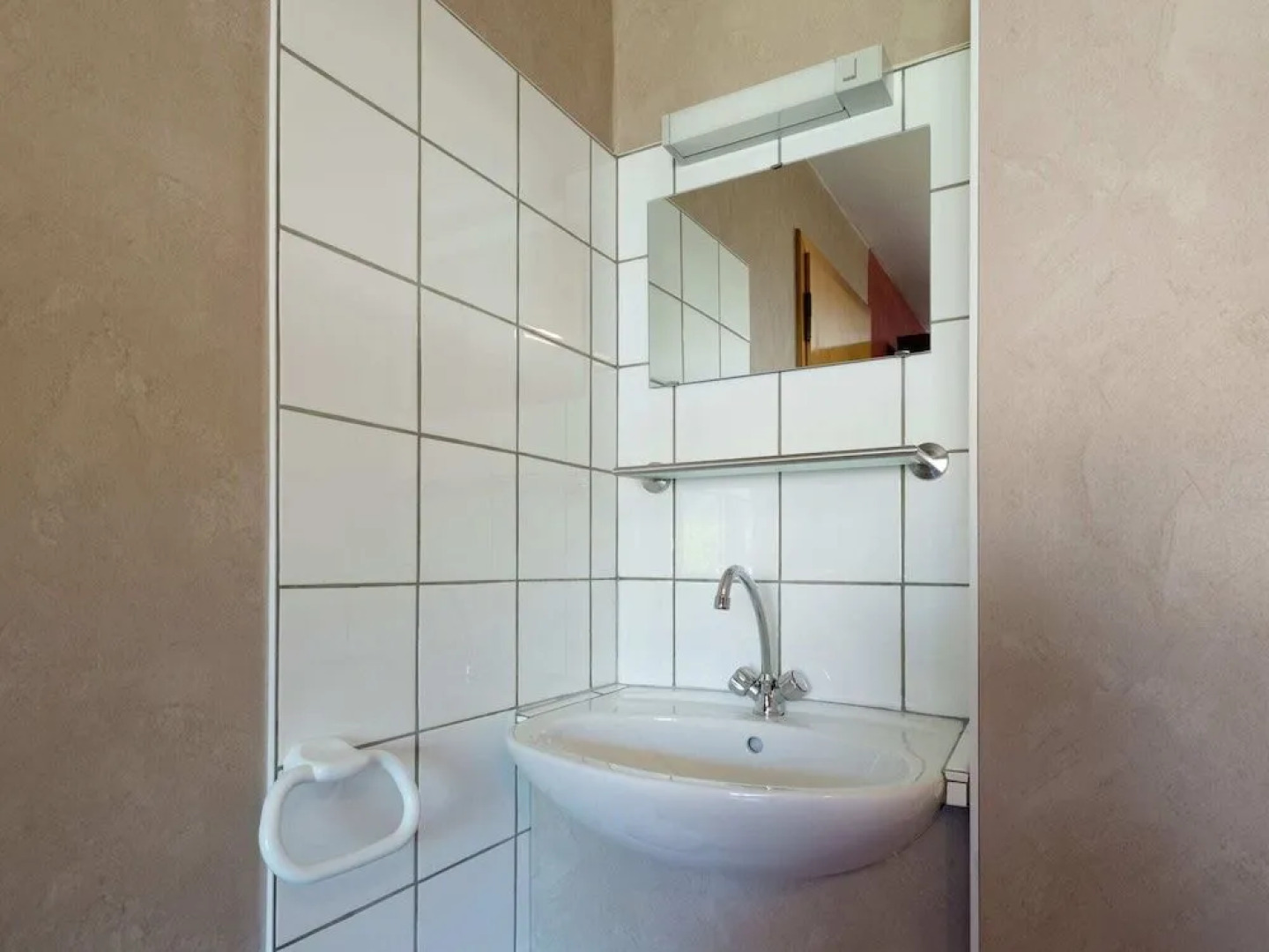 Spacious Holiday Home With Large Garden