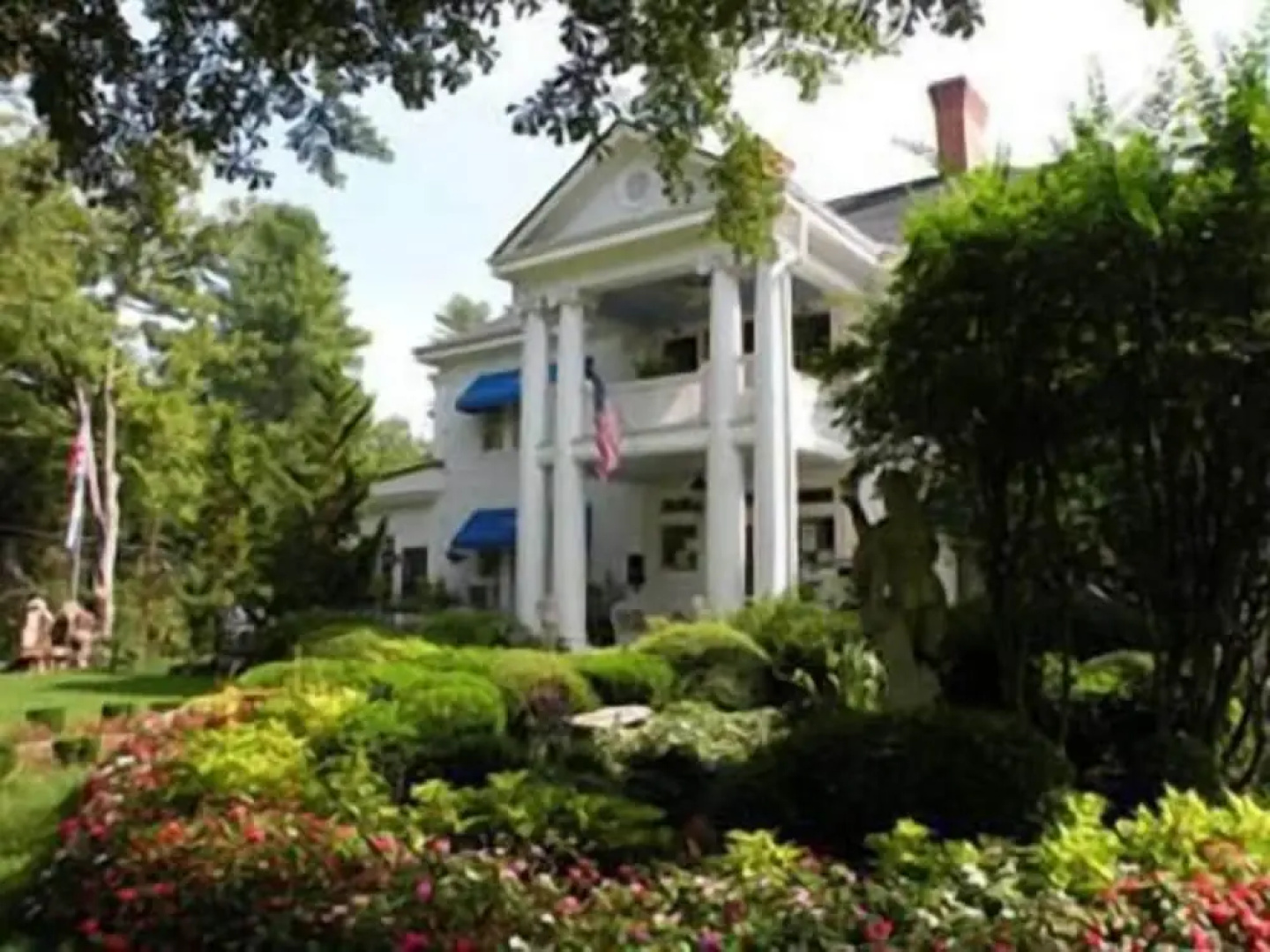 The Inn At Brevard - Bed And Breakfast - Adult Only
