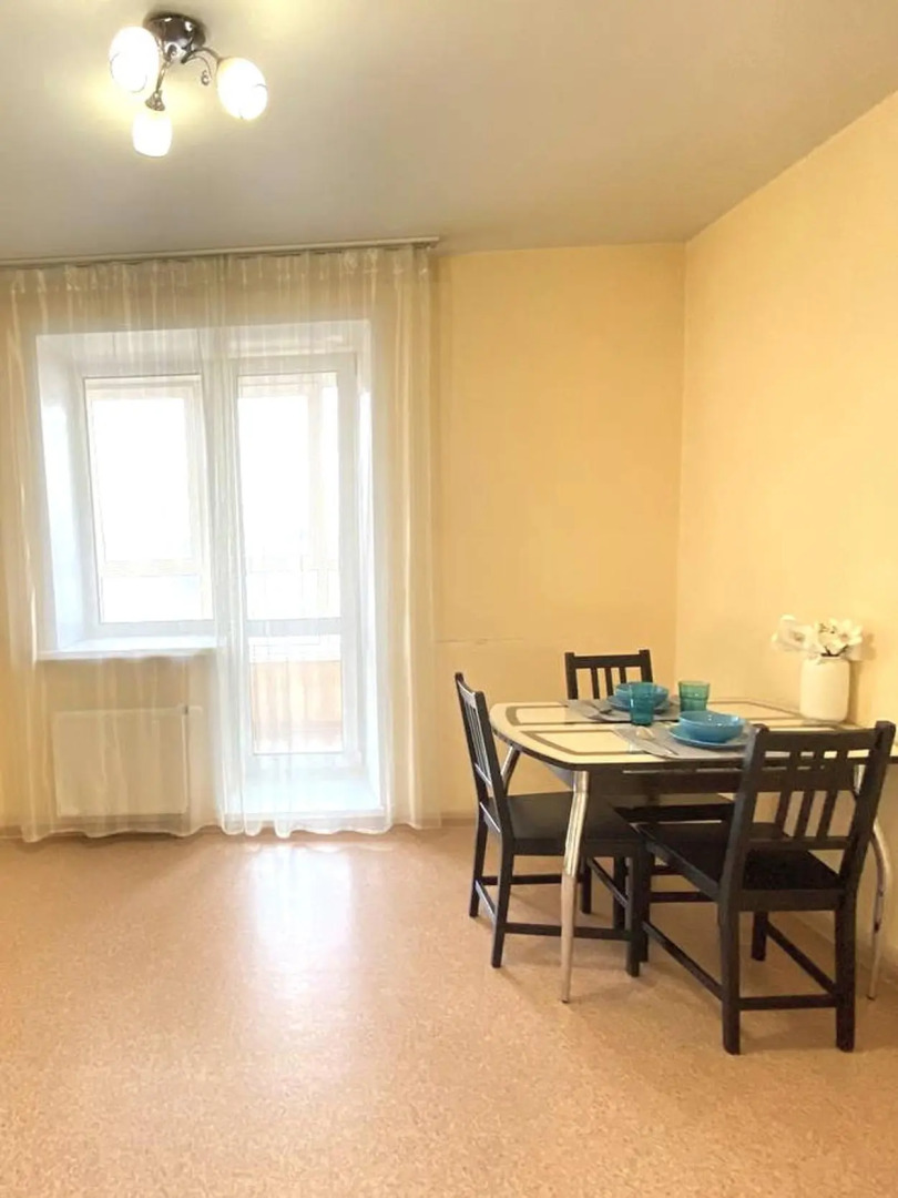 Апартаменты на проспекте Комсомольский 44