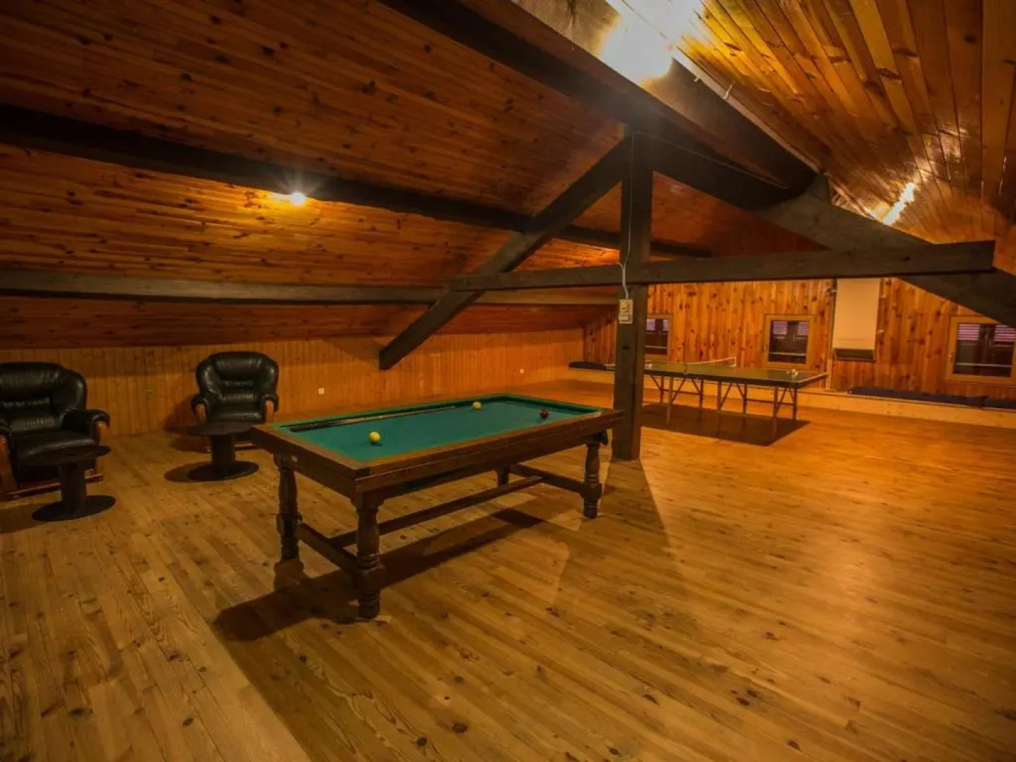 Gîte Le Chambon-sur-Lignon, 9 pièces, 15 personnes - FR-1-582-21