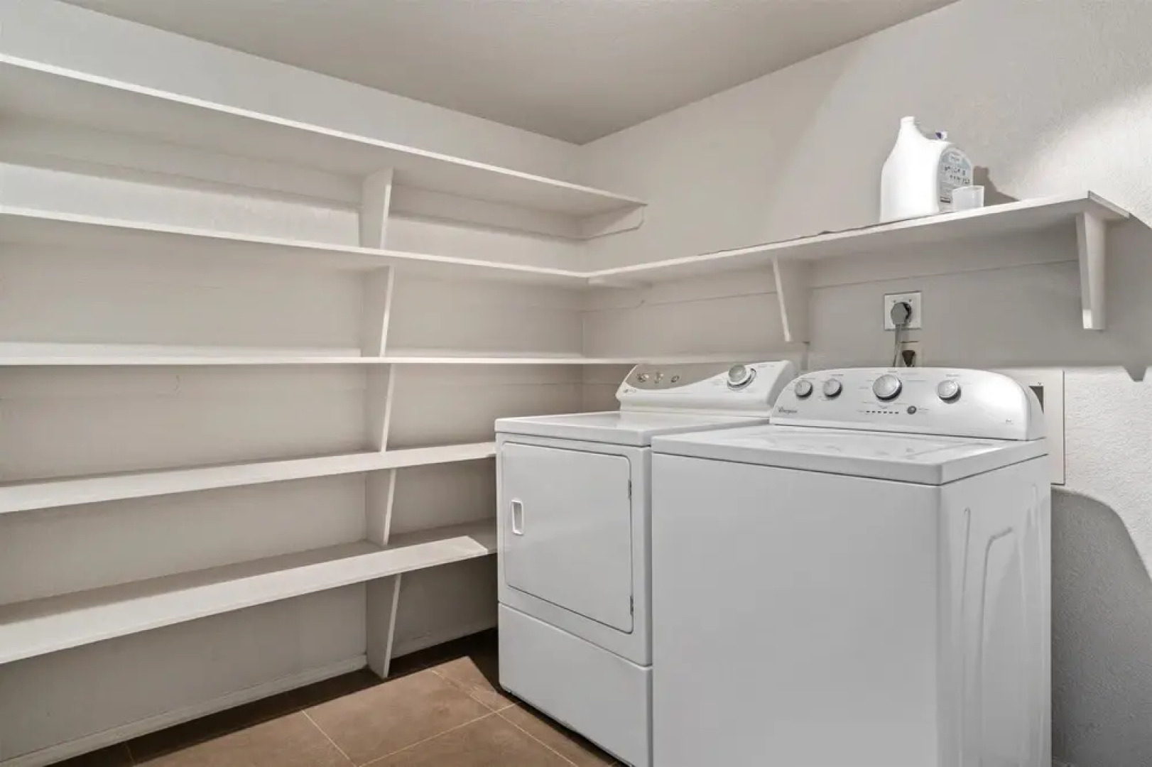 100 @ Bell Rockcondo- Coconino 2 Bedroom Condo by RedAwning