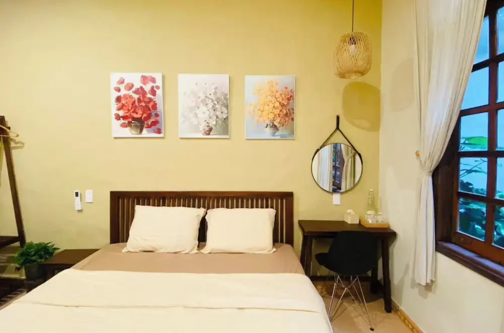 PIA homestay - Tours & Motorbike rentals