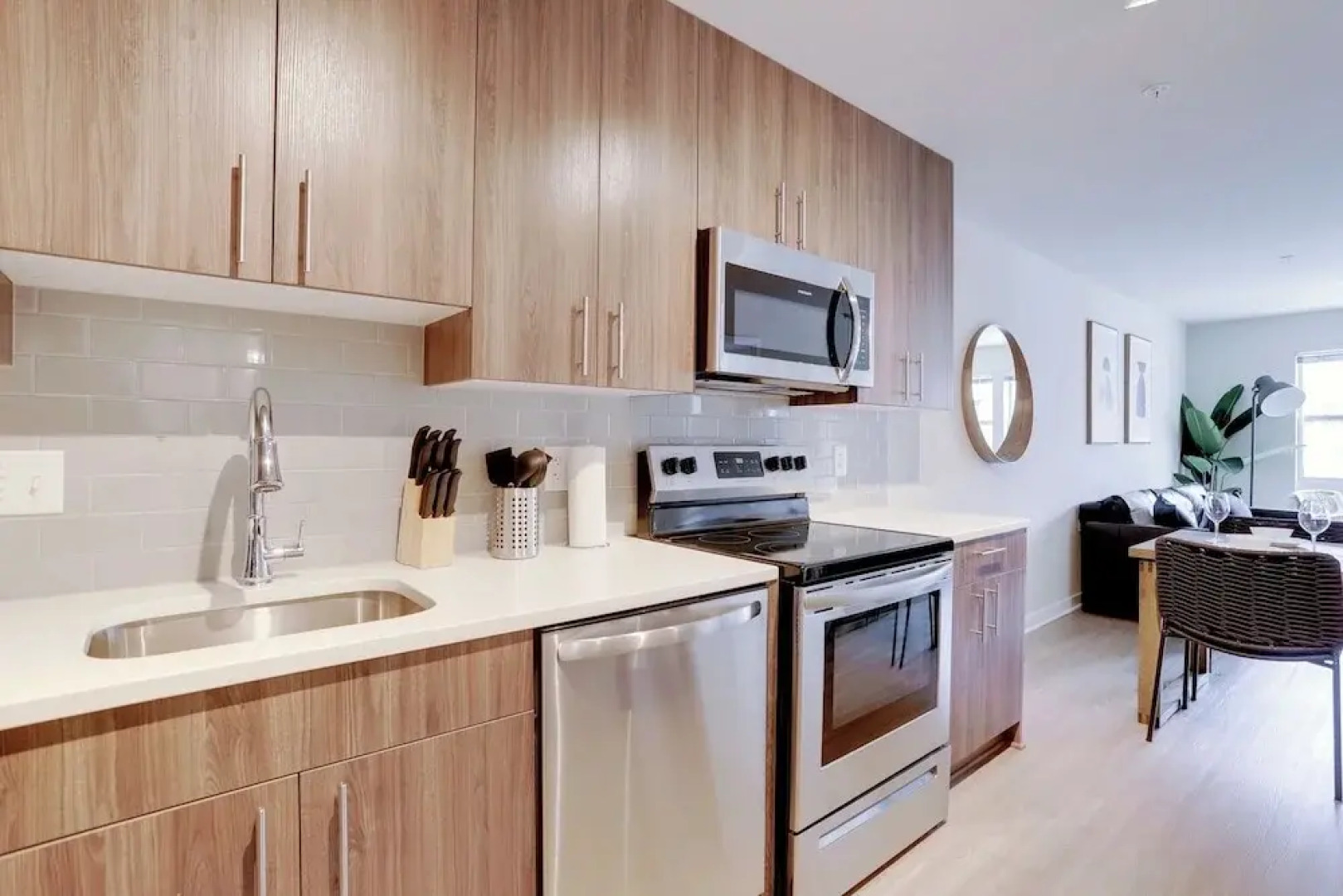 Comfort Apartments Near Capitol City