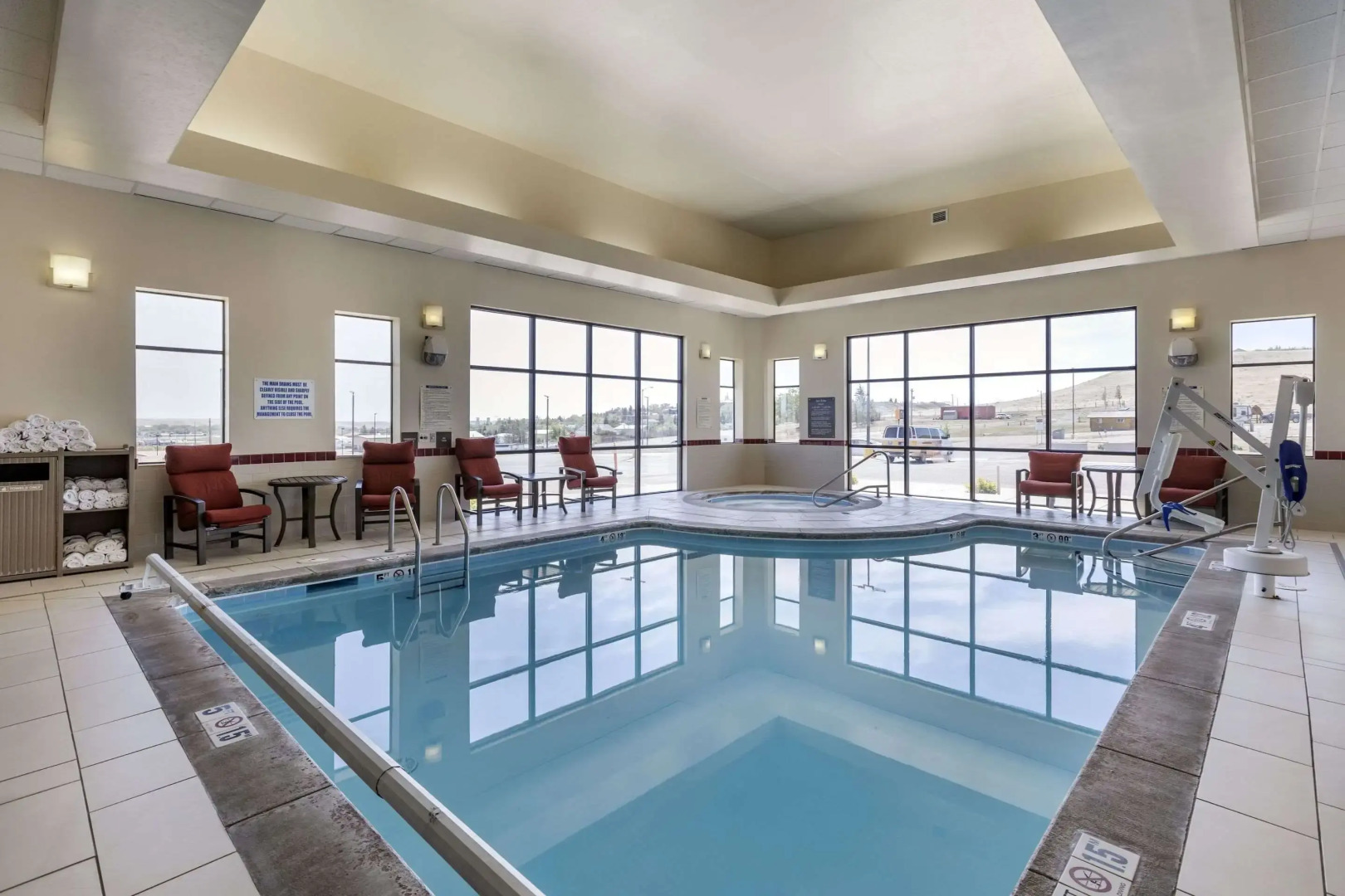 Comfort Suites Helena Airport