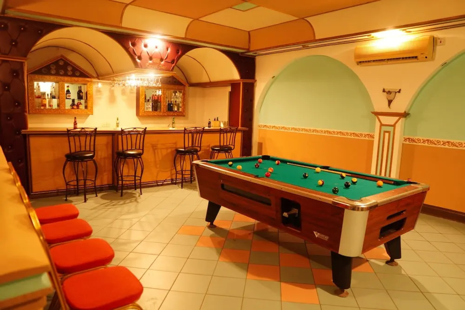 Regency Suites Hotel